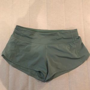 green lulu shorts size 2